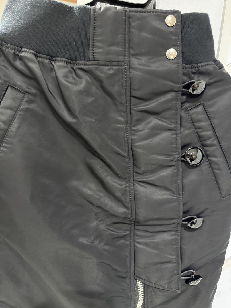 sacai サカイナイロンスカート