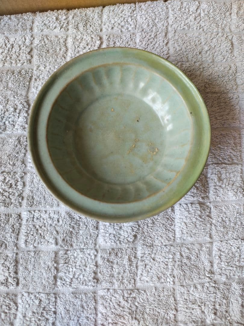 龍泉窯 青磁小皿 蓮弁文 陶磁器 中国 時代物