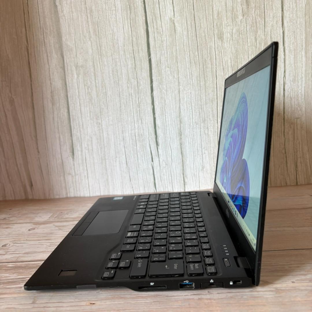 【♬初心者向け国産PC♪】第10世代✨東芝✨SSD2568G✨i5✨オフィス ☆ G8FP / 東芝 10世代 i5 ☆ 256G SSD 8G FHD