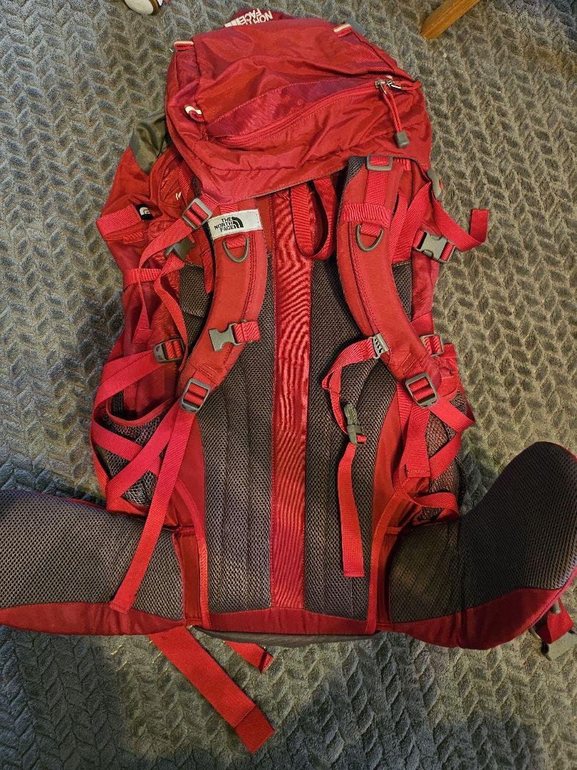 The North Face 赤 バックパック 大容量 W TELLUS 60