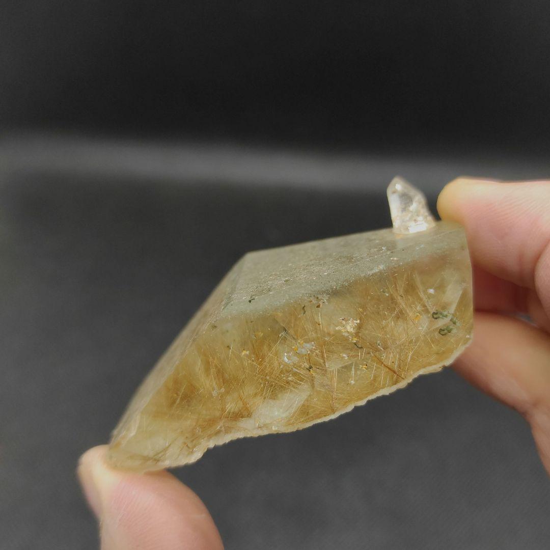ヒマラヤ水晶　原石　ルチルクォーツ　貫入水晶　多重ファントム　レコードキーパー