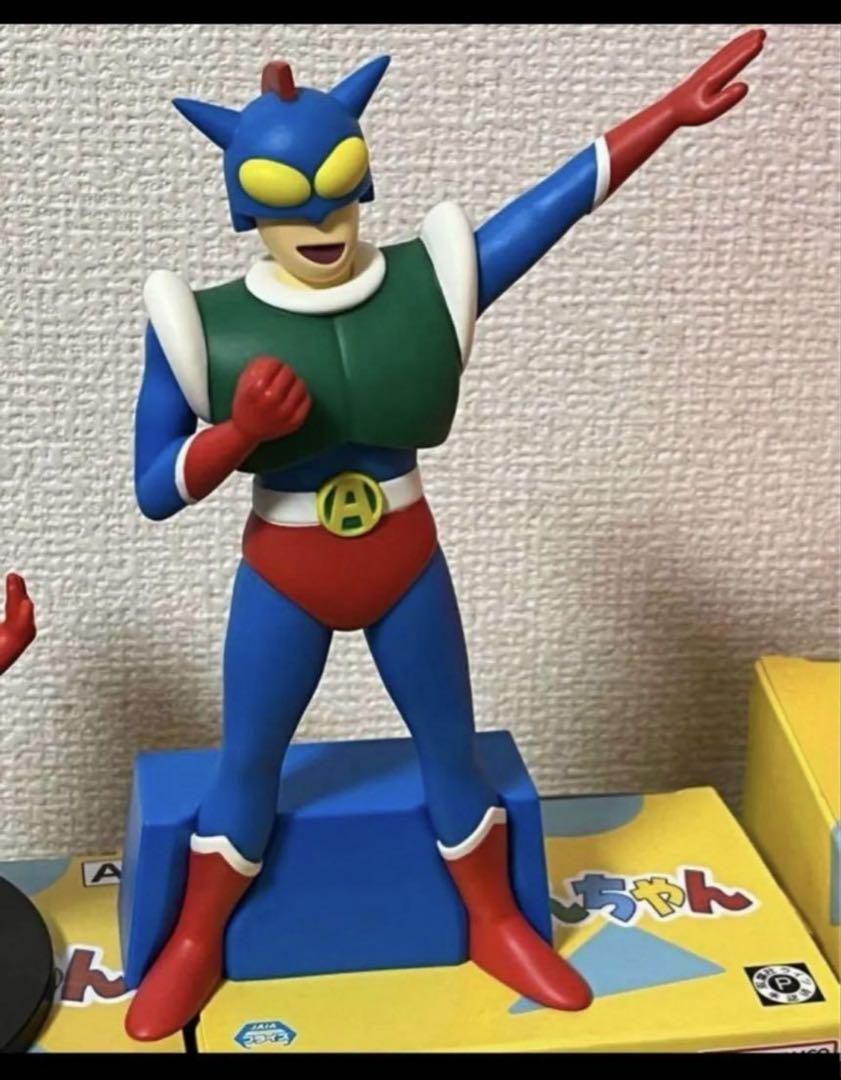 クレヨンしんちゃん　フィギュア