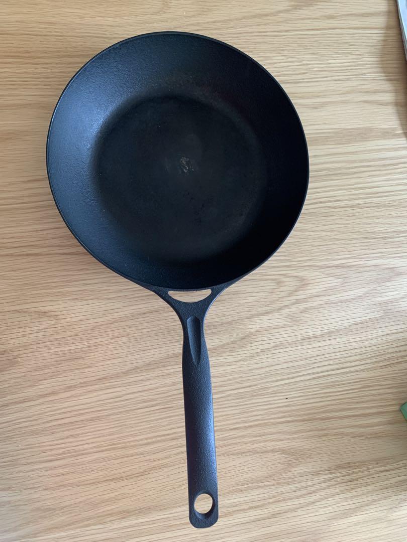 鋳鉄製フライパン 26cm