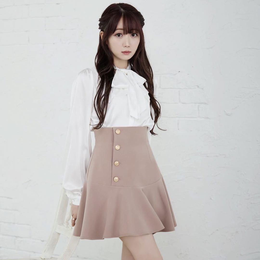 Rosé Muse switching flared mini skirt
