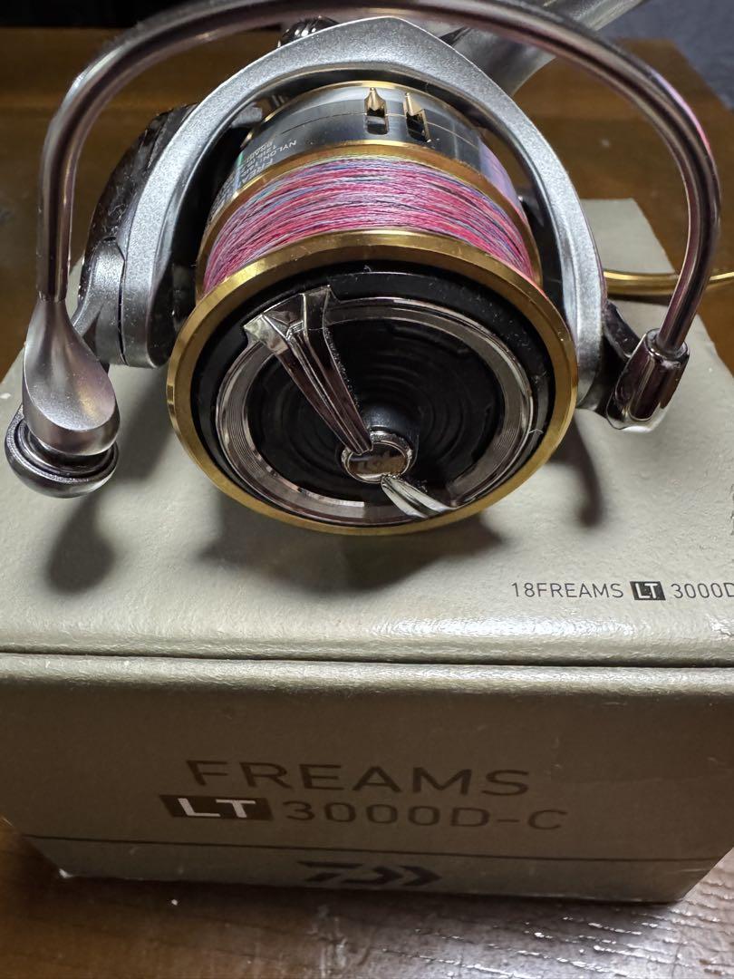 柴犬 　Daiwa FREAMS LT 3000D スピニングリール