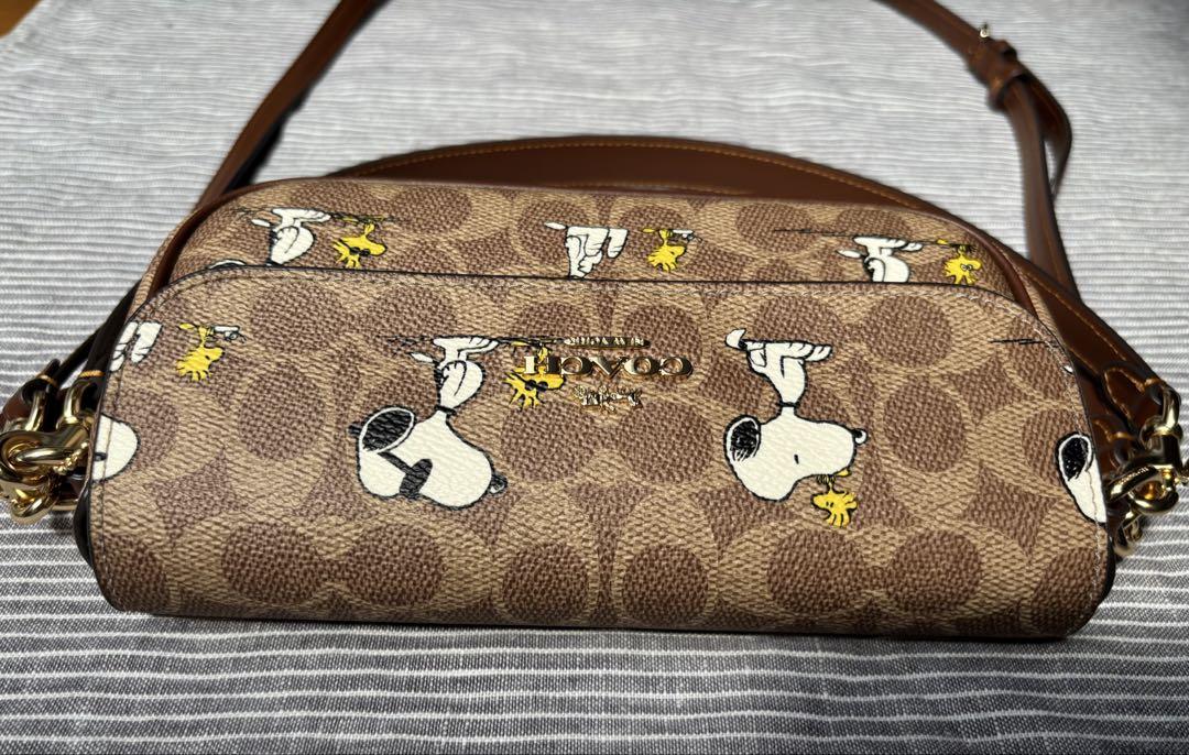 【コーチ x ピーナッツ】スヌーピー・ヘイリー フラップ バッグ 新品 COACH ピーナッツ スヌーピー ヘイリーフラップバッグ