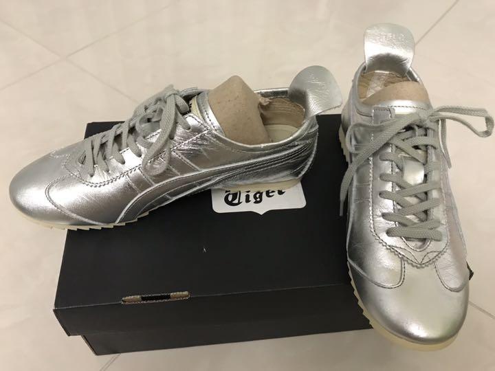 メルカリ オニツカタイガー スニーカーリンバー Ud Prestige シルバー オニツカ タイガー 11 500 中古や未使用のフリマ メルカリ オニツカタイガー スニーカーリンバー Ud Prestige シルバー オニツカ タイガー 11 500 中古や未使用のフリマ