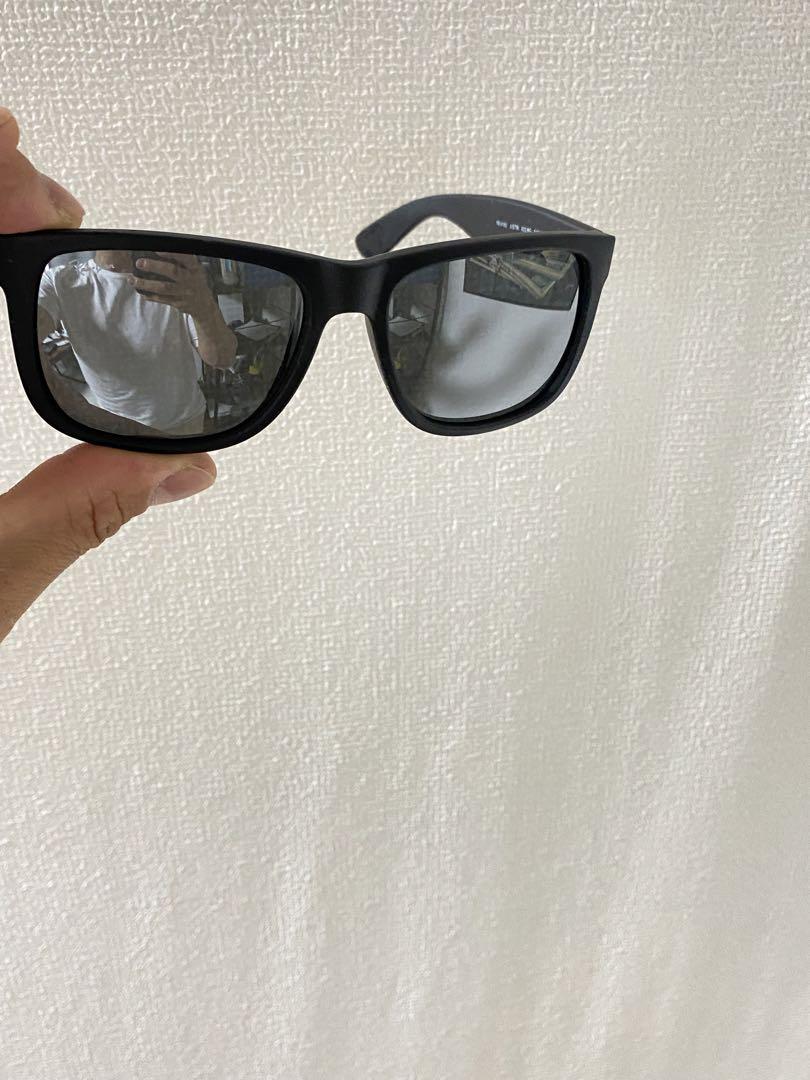 Ray-Ban サングラス 黒 フレーム グレー レンズ