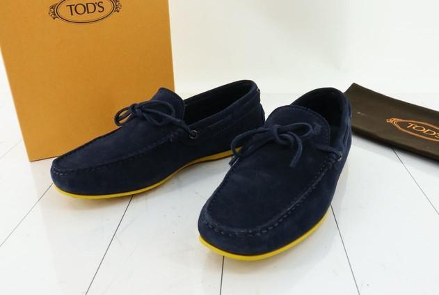 多様な 【美品】TOD'S 1/2 5 スウェード ドライビングシューズ トッズ トップ TOD'S トッズ スウェード ローファー ドライビングシューズ 【美品】 ローファー/革靴
