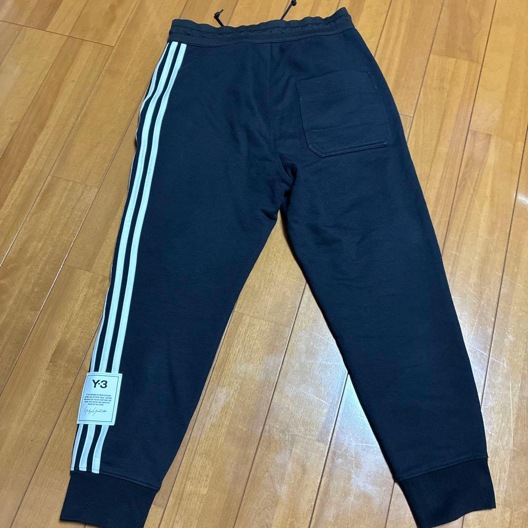 Y-3 ストライプ カフドトラックパンツ Y-3 ストライプ カフドトラックパンツ
