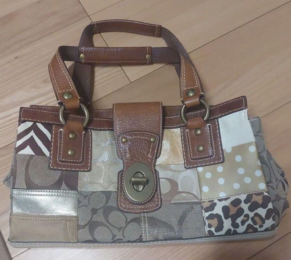 COACH ショルダーバッグ パッチワークシグネチャー