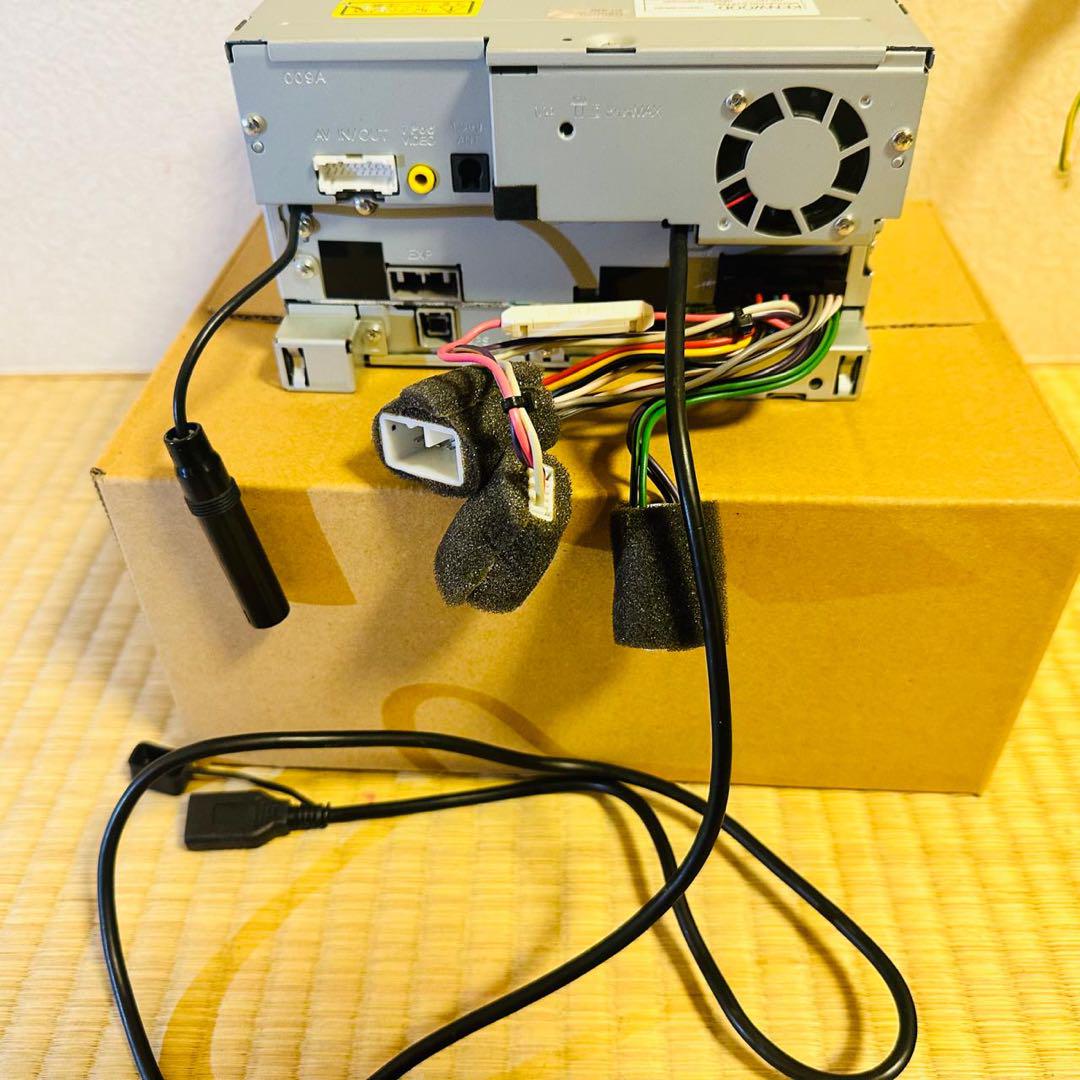 ダイハツ純正　ＮＭＣＫ－Ｗ６４Ｄ　ワンセグ　ＣＤ再生