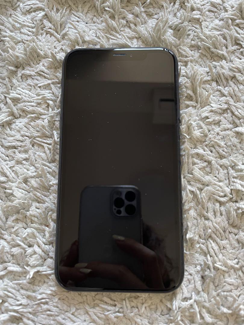 iPhone XR Black 64 GB Softbank