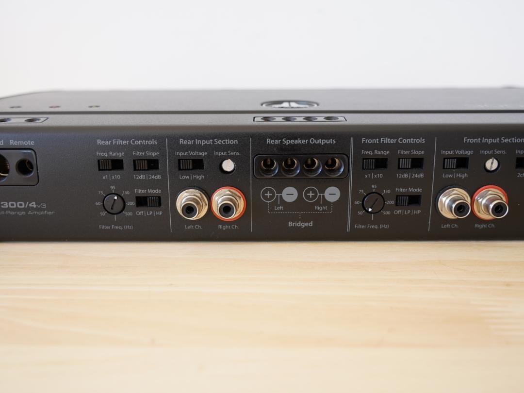 JL AUDIO 300/4 v3 動作確認済み