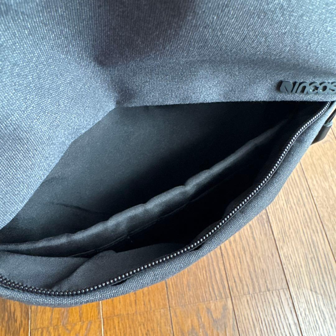 【incase】City Dot Backpack / 11L -Black-