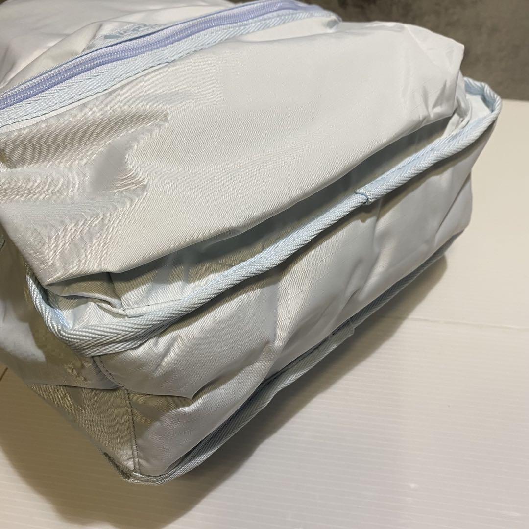 【極美品】LeSportsac　A4リュックサック　　ブルーカラー