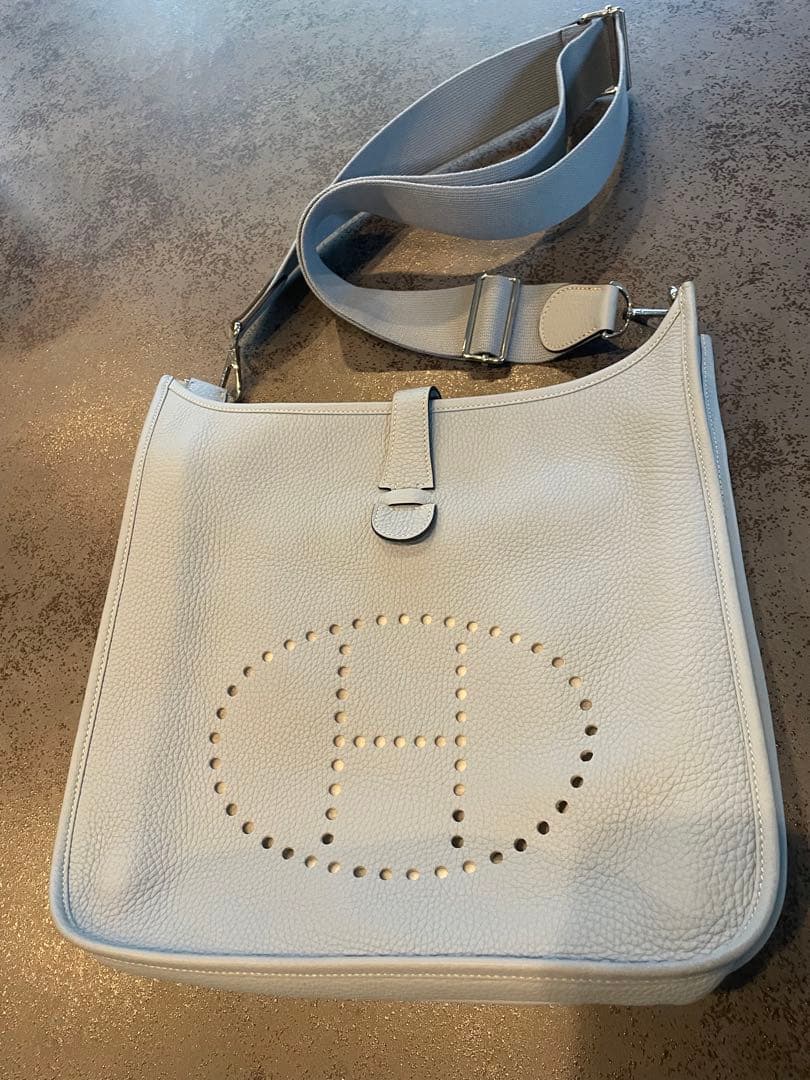 時間限定お値下げ HERMES エブリン　トロワ　GM ブルーラン