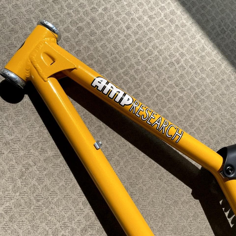 AMP RESEARCH B5フレーム F4 BLT カーボンフレームとフォーク BRIGHTFACE_UK