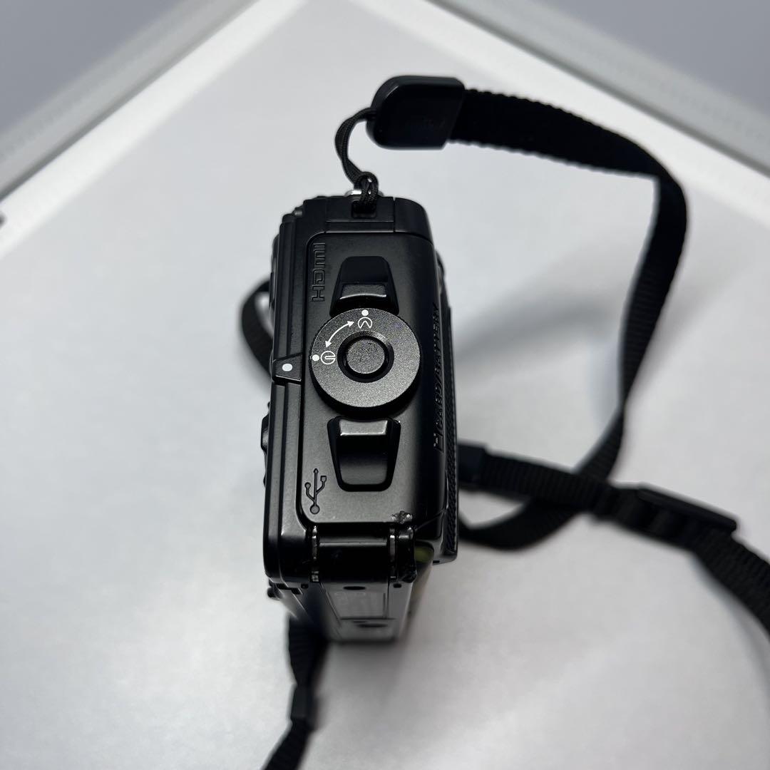 Nikon coolpix w300 迷彩 カモフラージュ アウトドアカメラ