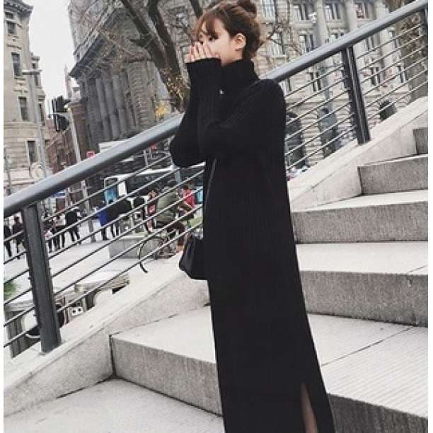 メルカリ 新品 秋冬 リブニットワンピース ハイネック スリット ブラック Zara ロングワンピース 2 580 中古や未使用のフリマ