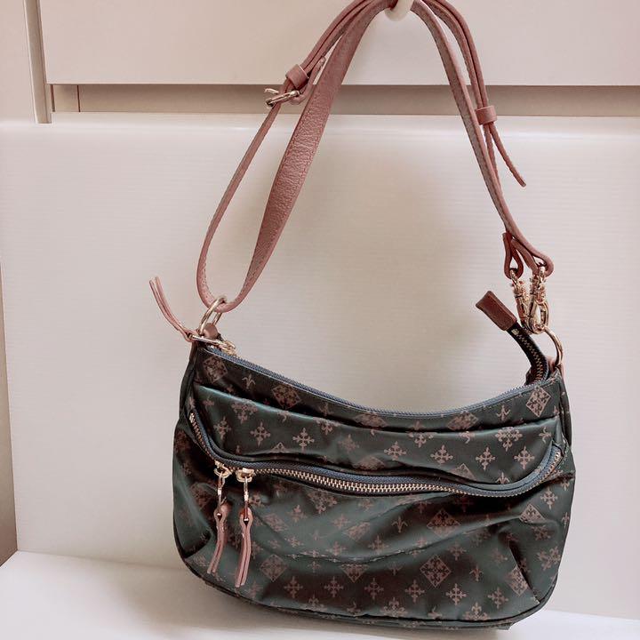 新品登場 極美品★russet 2WAY ショルダーバッグ 301 - ショルダーバッグ