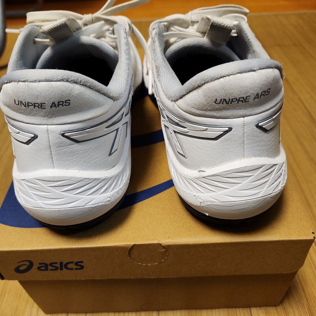 asics アンプレアルスlow2 24.5cm　ホワイト／メトロポリス