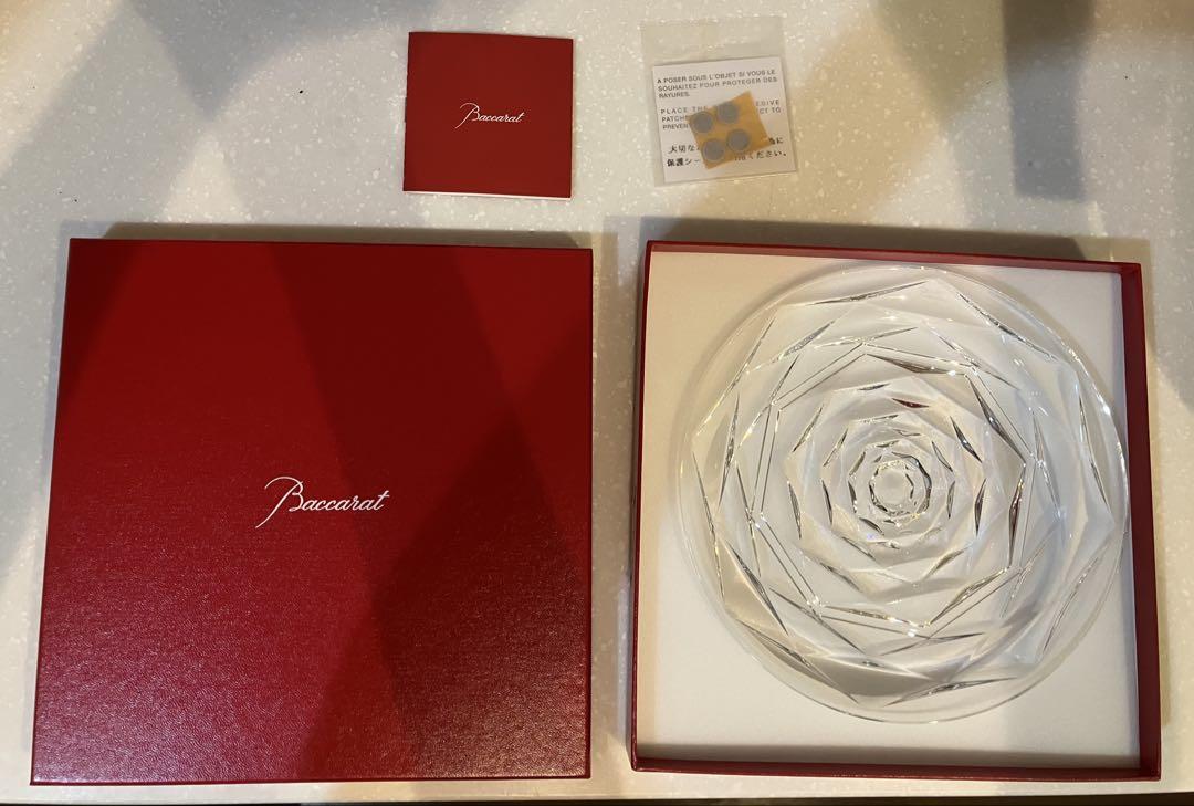 ご自宅用限定お買い得品 新品・未使用品】Baccarat ラージ スウィングプレート バカラ 皿・プレート