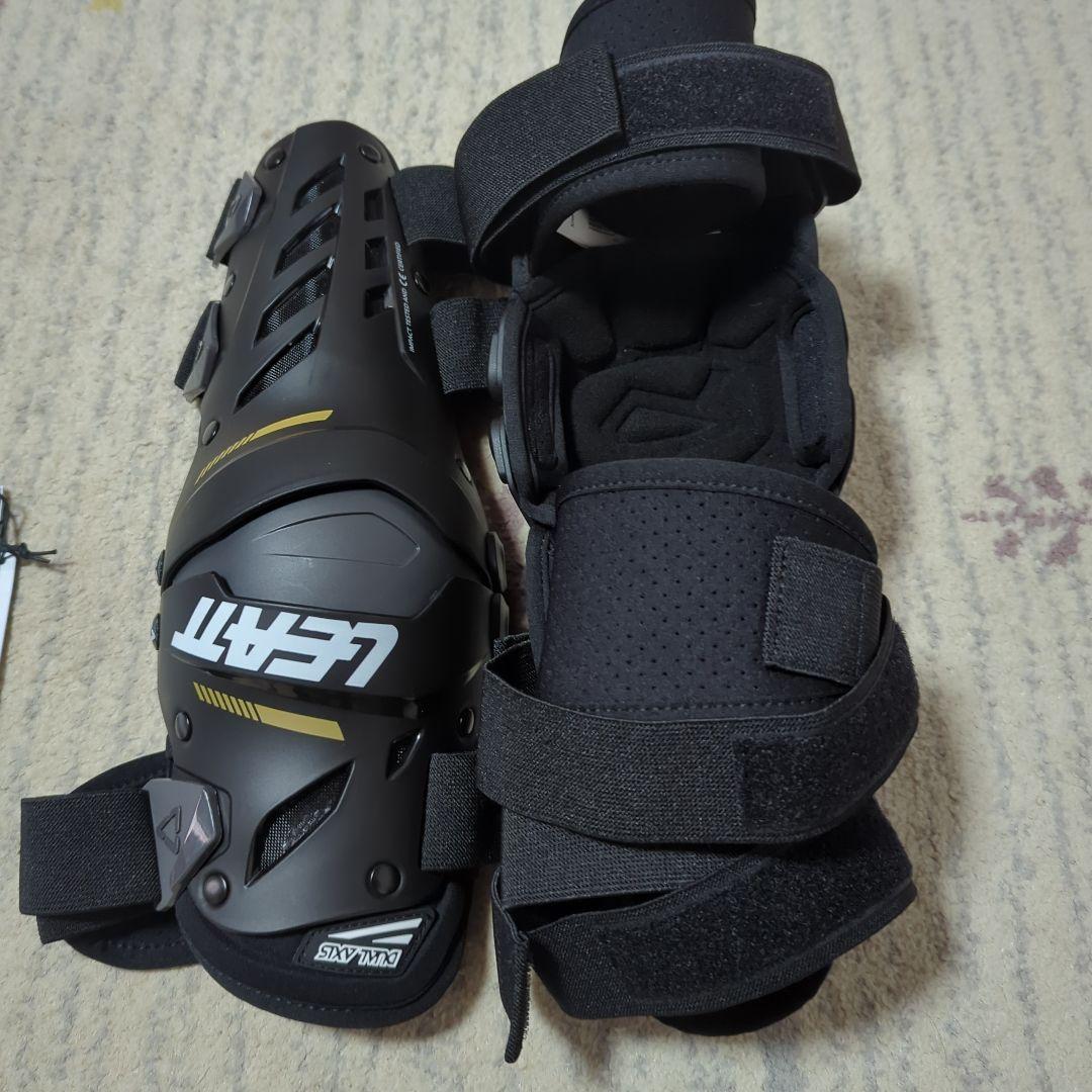 【新品 試着のみ】LEATT 二ー＆シンガード