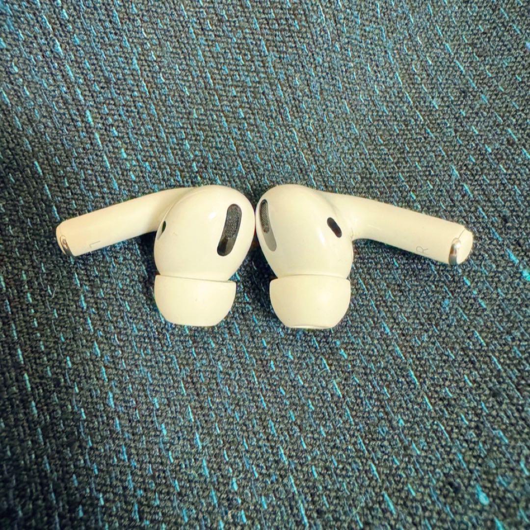 ⭐️美品・正規品⭐️AirPods Pro 両耳 【すぐ発送】RLq★ ⭐️美品・正規品⭐️AirPods Pro 両耳 【すぐ発送】RL||☆M