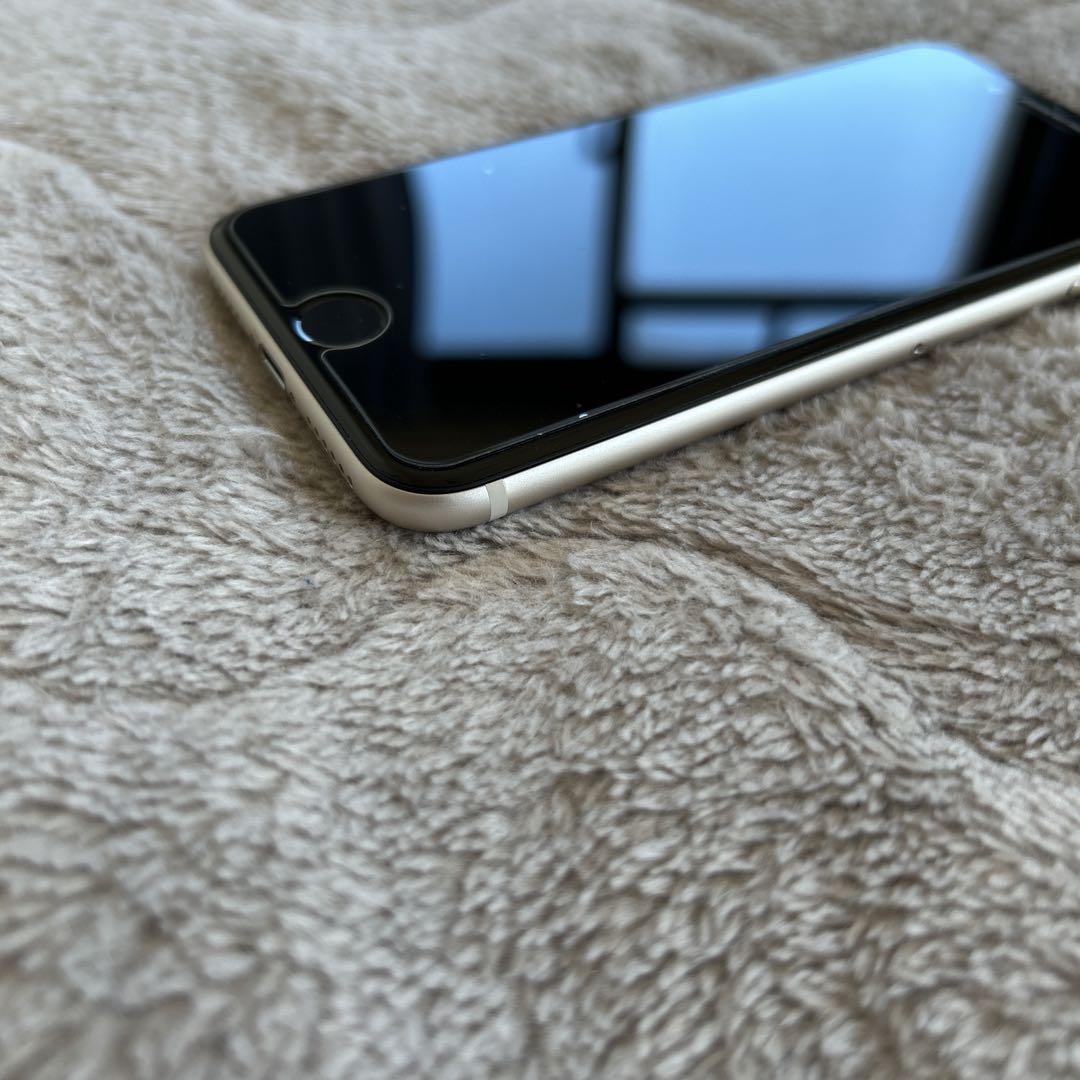 iPhone SE3 64GB スターライト（ホワイト） Amazon.com: Apple iPhone SE 3rd Gen, 64GB, Starlight