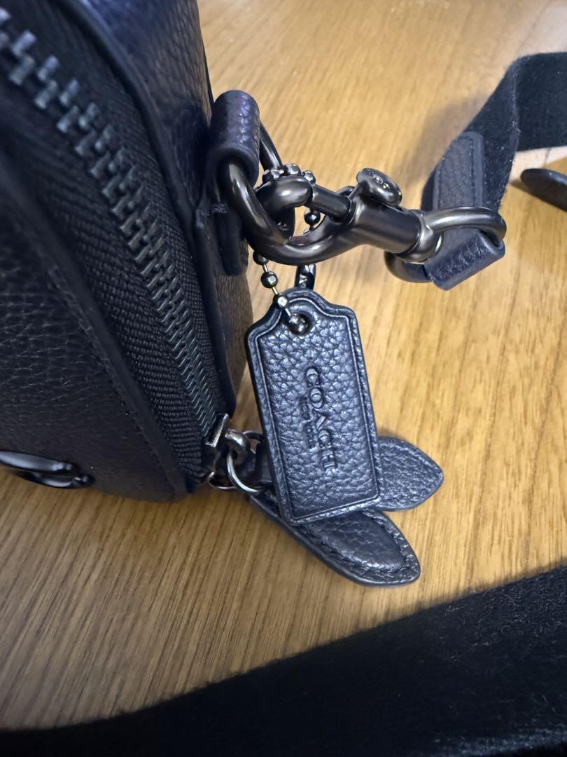 COACH チャーター スリム クロスボディ　品番: CC070 BLK
