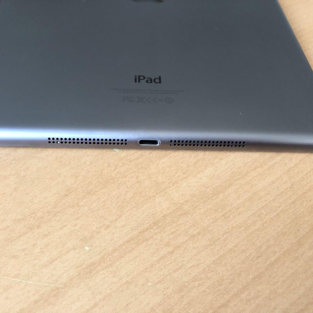 Apple iPad Air 32GB Wi-Fiモデル MD786J/B
