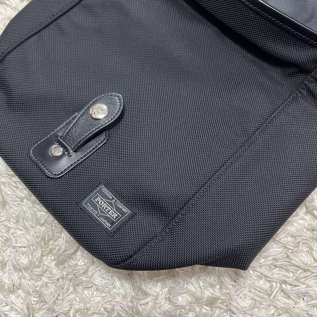 美品　PORTER ポーター　ショルダーバック　黒