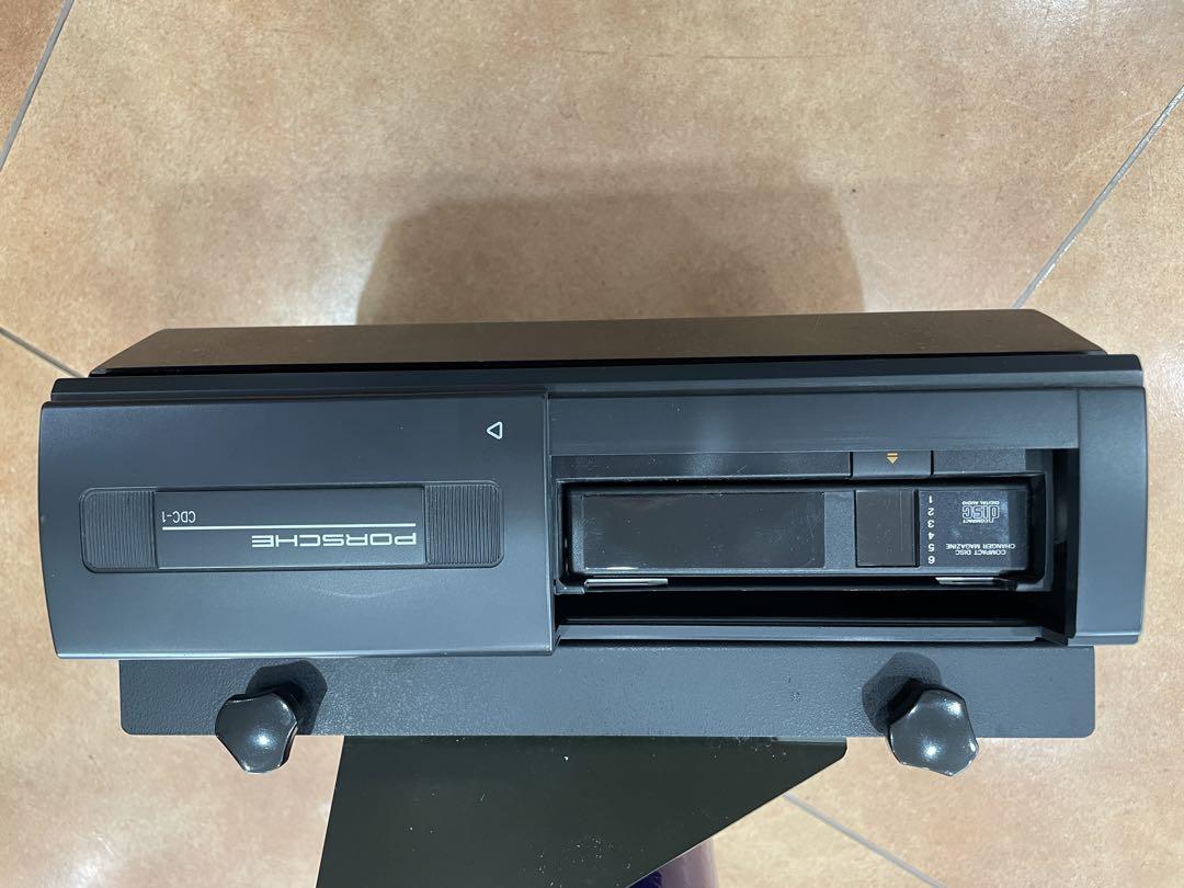当時物　ポルシェ993 純正CDチェンジャー