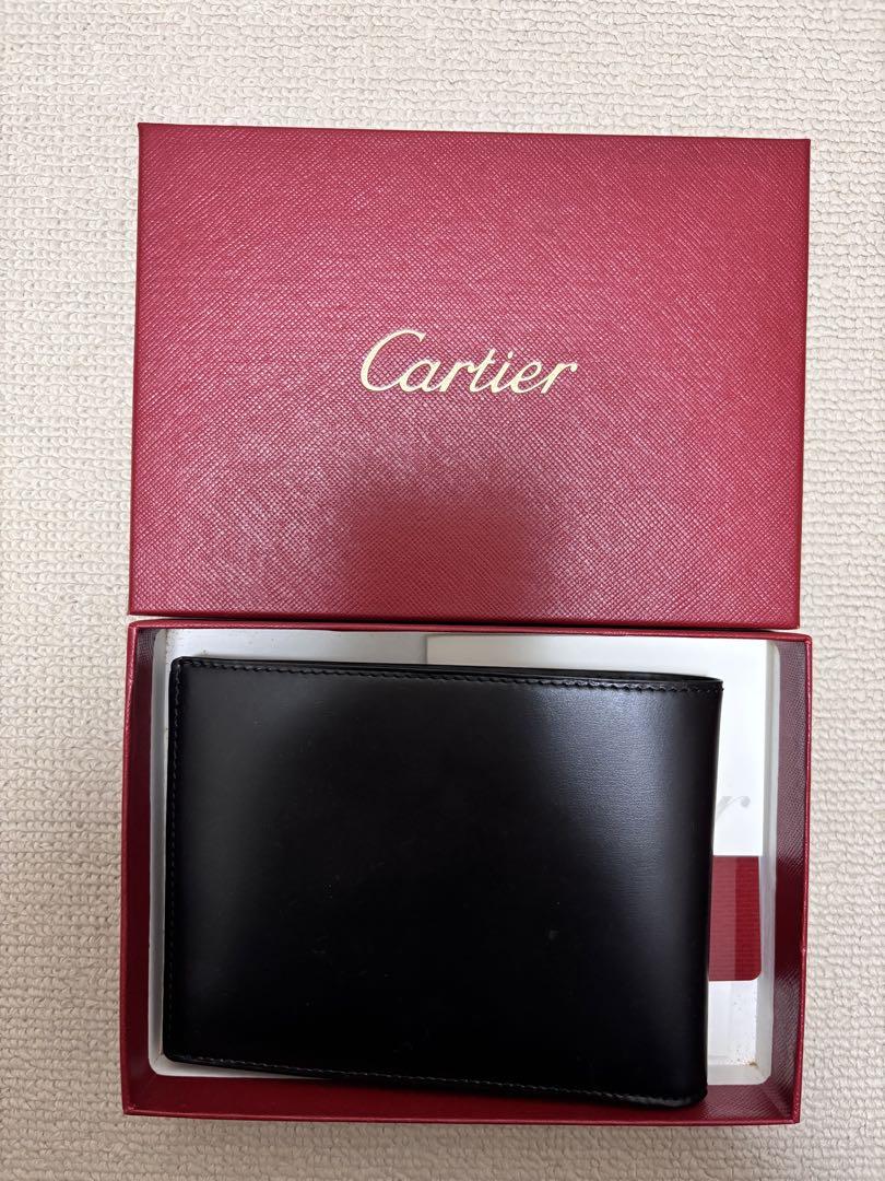 新品未使用　カルティエ　パシャ　二つ折り札入れ