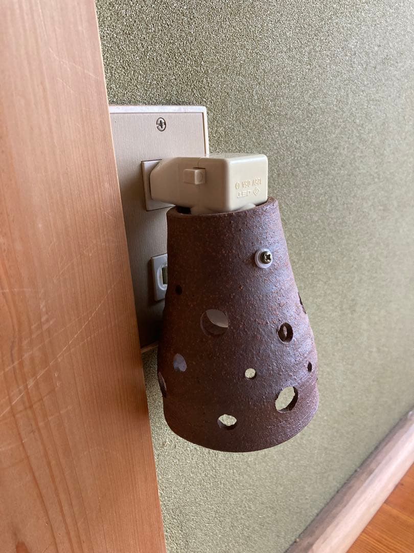 信楽焼 常夜灯 照明 ランプ 保安灯 陶器 電球付き 【今日の超目玉