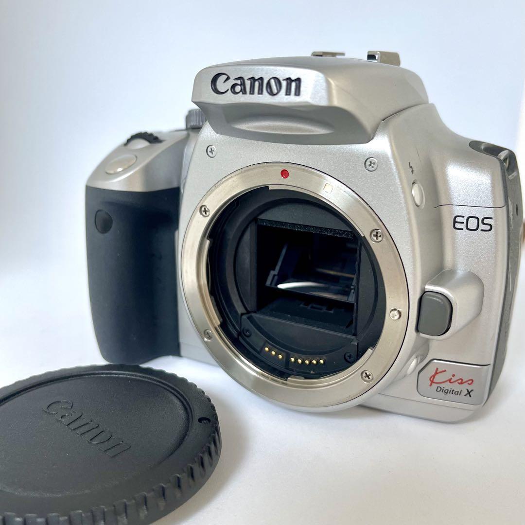 Canon EOS Kiss Digital X デジタル一眼レフシルバー 5,800円