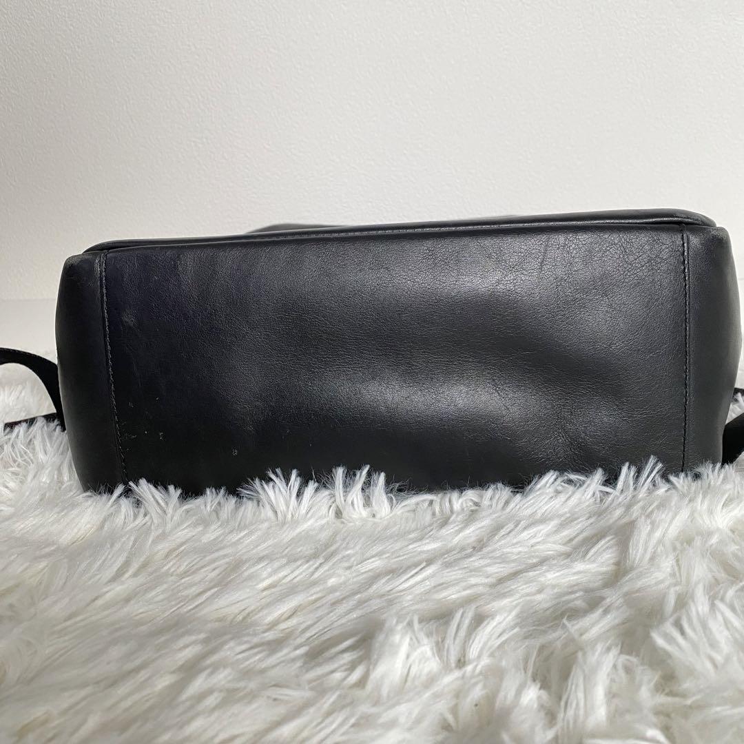 コーチ coach リュック バッグ 金属ロゴ レザー 本革 パソコン収納 美品