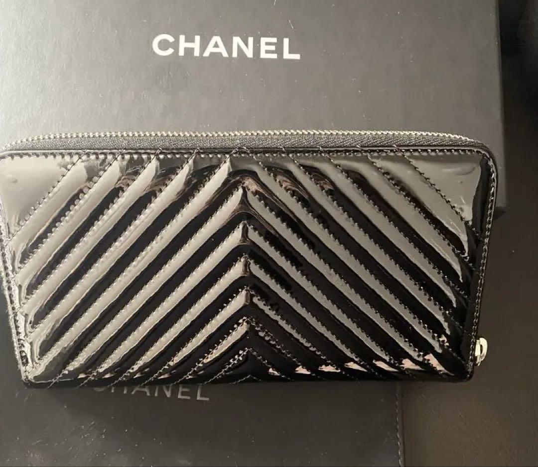 CHANEL パテント　ジップアラウンドウォレット　長財布　シャネル