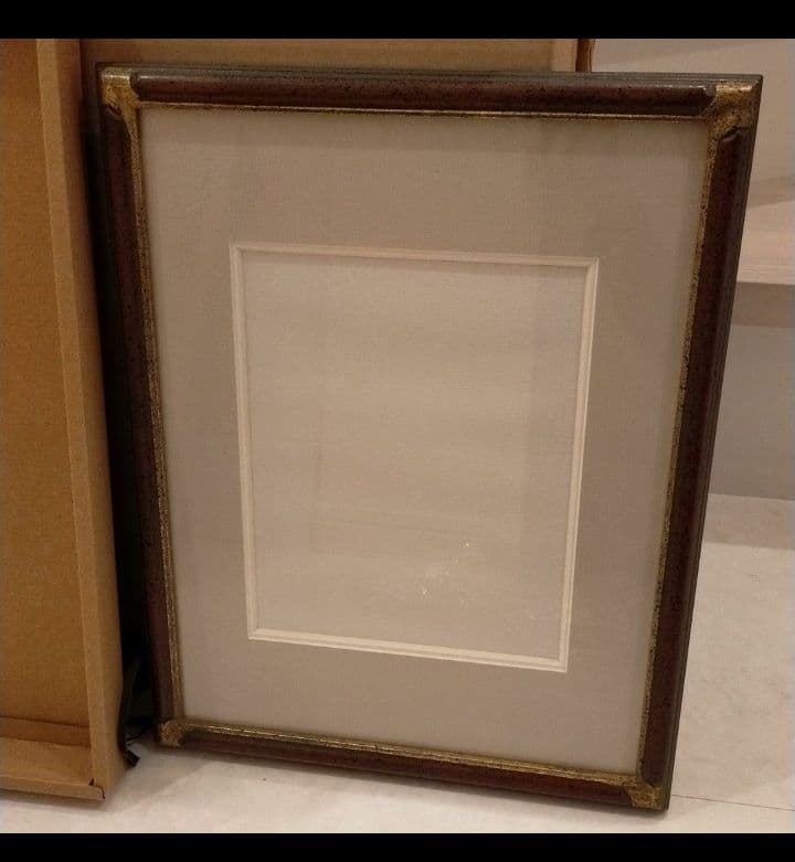 額縁 8 | www.mercantilegazette.co.nz