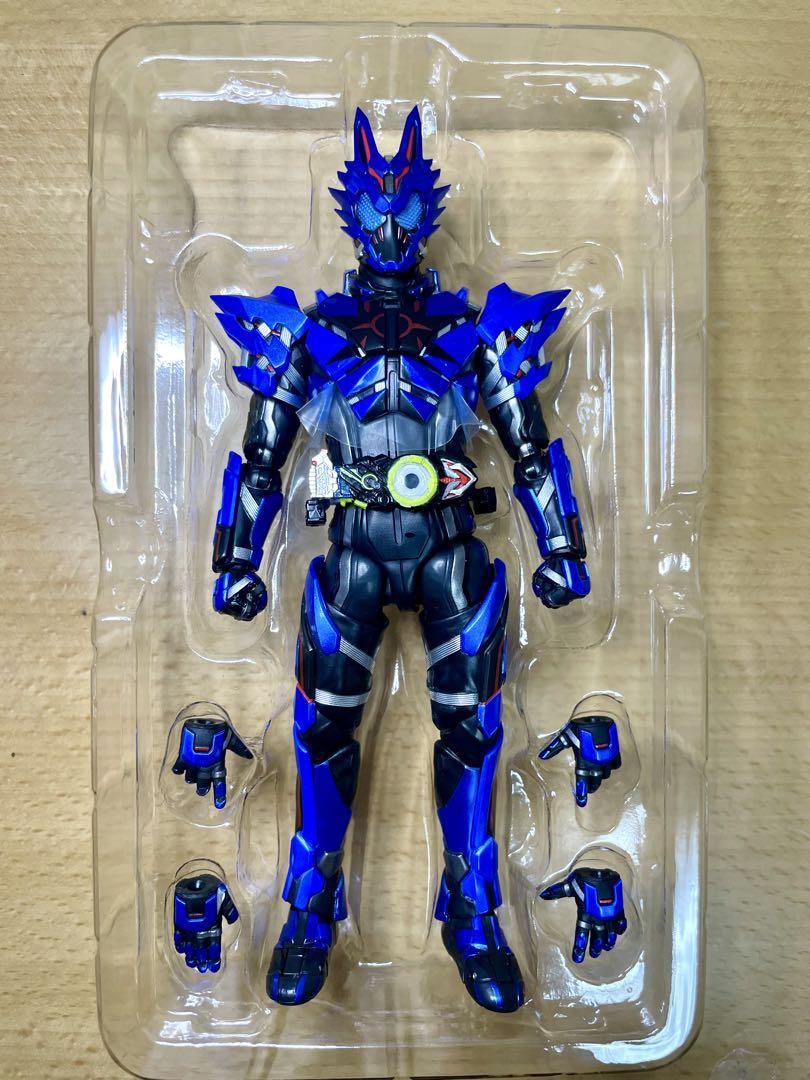 【美品・未開封有】SHFiguarts 仮面ライダーバルカン 3体セット