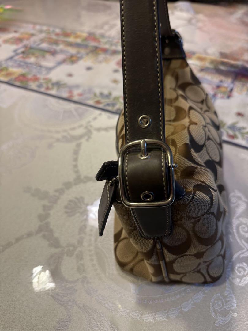 COACH ロゴプリント ポーチ ベージュ バッグ