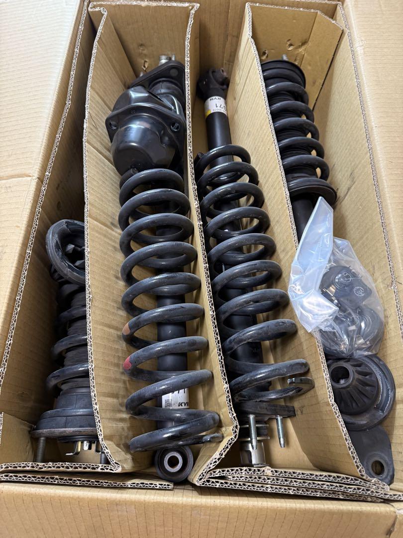 レクサスGS 350 Fスポーツ　純正サスペンション