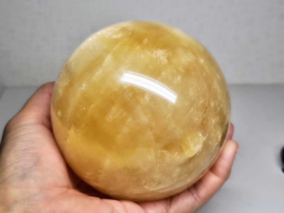 C-7 カルサイト 1.9kg 方解石 原石 鑑賞石 自然石 誕生石 鉱石 鉱物