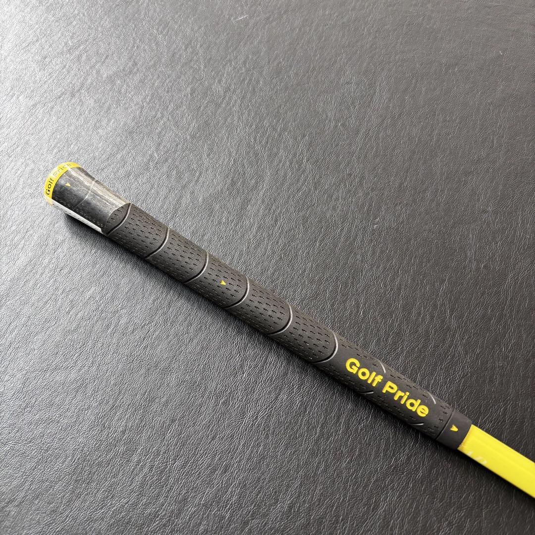 未使用に近いゴルフクラブシャフトTOUR AD MJ-5R1グリップ付き
