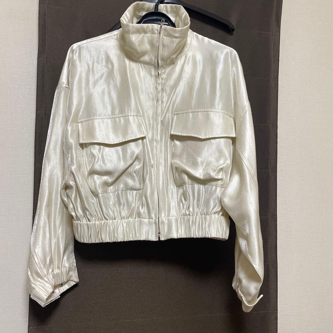 アイボリー クロップドジャケット