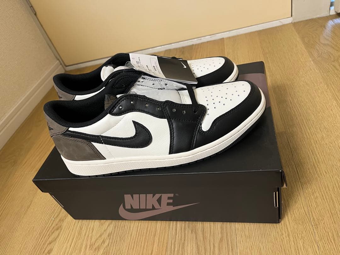 ナイキ エアジョーダン1 レトロ ロー OG 