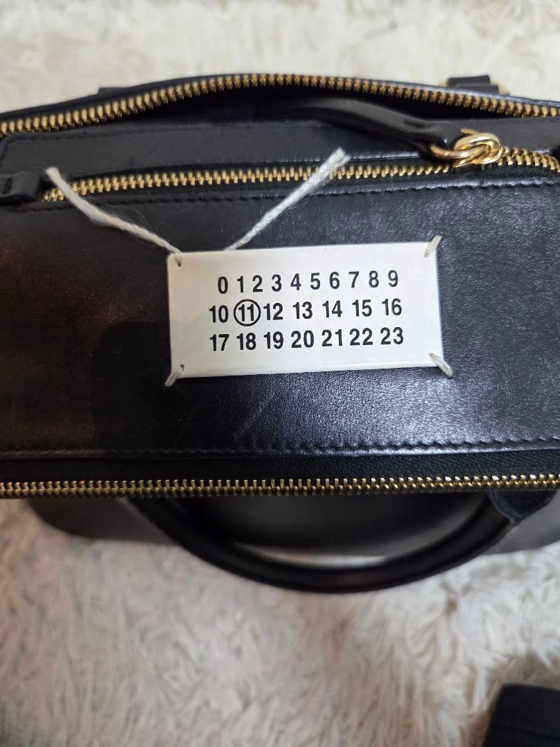 メゾンマルジェラ 5AC ミニ トートバッグ レザー ブラック 鍵 チャーム