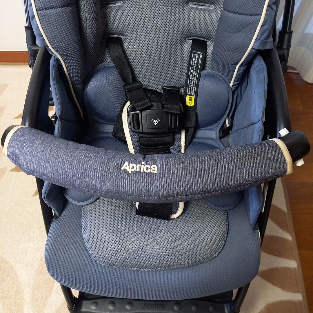 Aprica ベビーカー　ラクーナビッテクッション ネイビー 5点式シートベルト