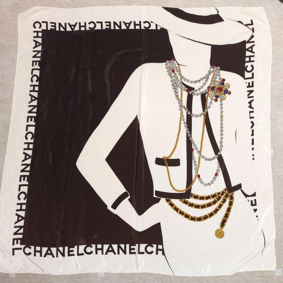 CHANEL シャネル ヴィンテージ マドモアゼル シルク スカーフ 大判
